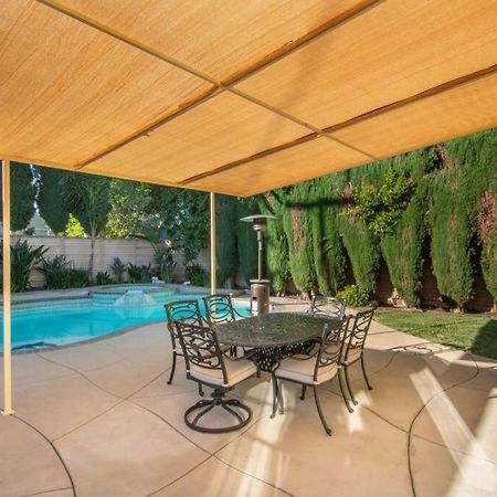 Large Home With Pool + Jacuzzi Los Angeles Dış mekan fotoğraf