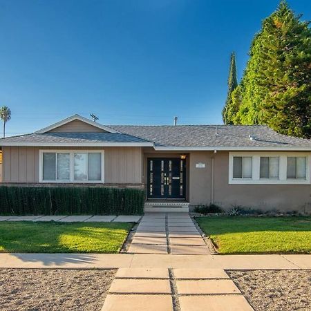 Large Home With Pool + Jacuzzi Los Angeles Dış mekan fotoğraf
